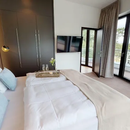 White Pearl 4 05 Timmendorfer Strand