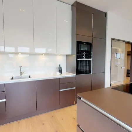 White Pearl 4 05 Apartment