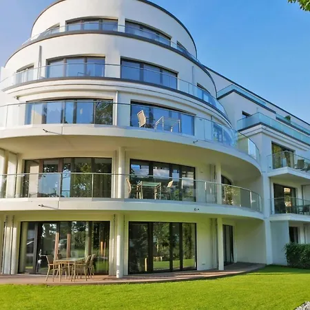 White Pearl 4 05 * Timmendorfer Strand